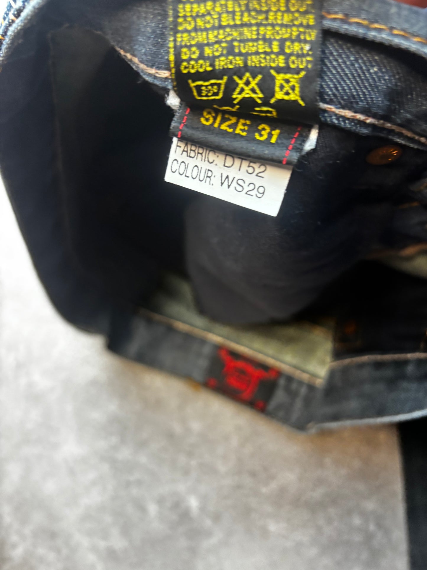 Evisu Jeans M